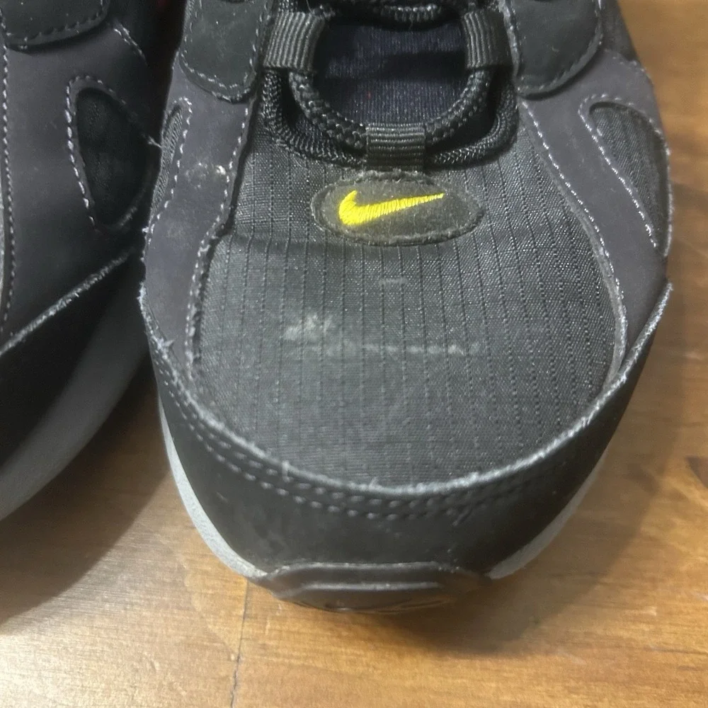 Nike Air Max 270 Futura‎ Shoes Men's Size 9 Black Hot Punch AO1569-007 Sneaker